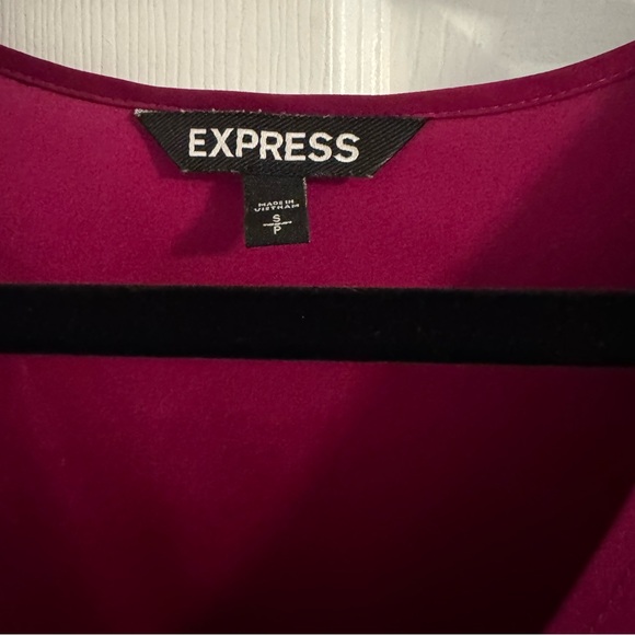 Express Deep Red Blouse - Picture 2 of 2